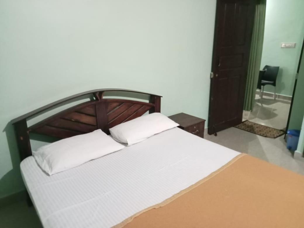 Krupa Homestay Madikeri Luaran gambar